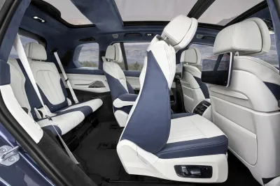 X7 M